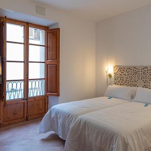 Kamer met een Queen Size Bed